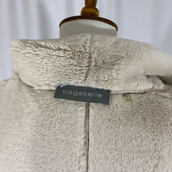 NWOT Bagatelle Open Front Vest - Picture 6 of 9